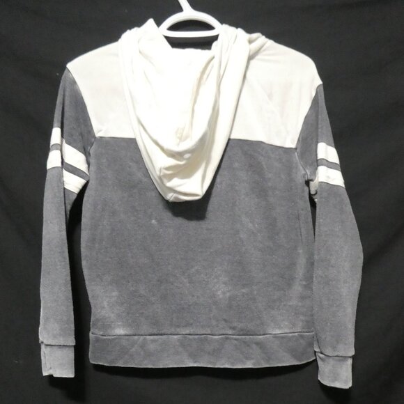 FOREVER 21 | small | Grey and Cream Hooded Sweatshirt | Kangaroo Pocket - Picture 3 of 16